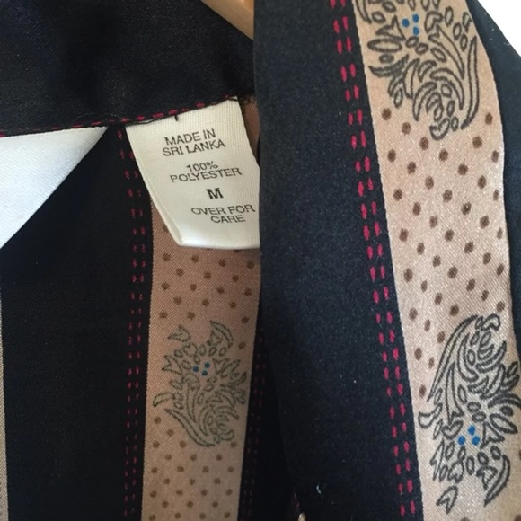 Vtg Victoria Secret sleepwear button top - Picture 3 of 4